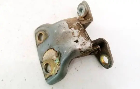 Mitsubishi Pajero Sport I Rear door lower hinge