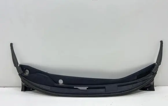 Nissan Micra K14 Wiper trim 668625FF0A 668625FF0B