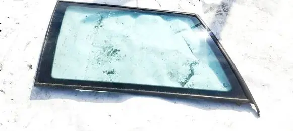 Volkswagen Golf IV Rear side window AS2