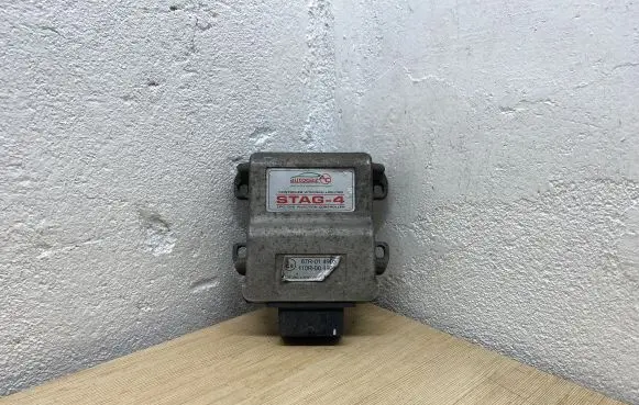 Volkswagen PASSAT B5 LP gas control unit module 67R014903 110R004904