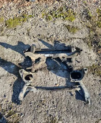 BMW X5 E70 Front subframe 31116779357 6779357