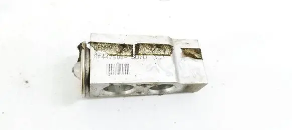 Toyota Avensis T270 Air conditioning (A/C) expansion valve MF4475003070 MF447500-3070