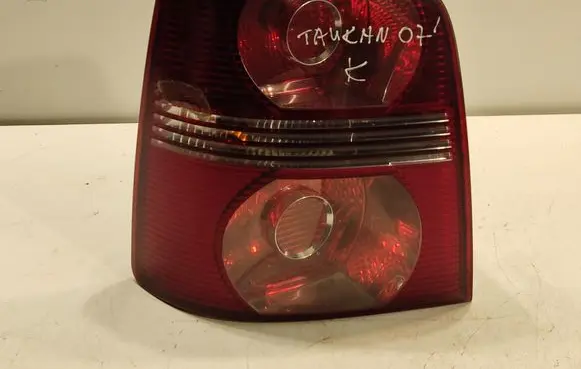 Volkswagen Touran I Rear/tail lights