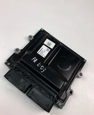 Volvo XC90 Engine control unit/module 32242005