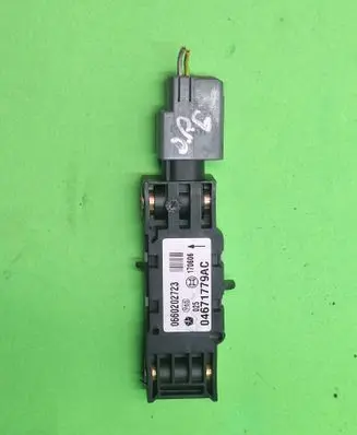 Jeep Cherokee Airbag deployment crash/impact sensor 04671779AC 0660202723 170606