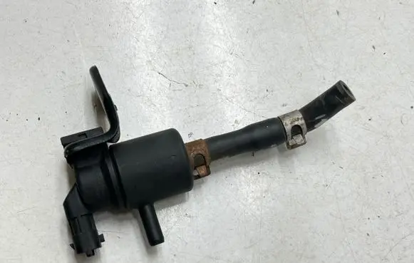 Hyundai Tucson TL Vacuum valve 289103L000 1537116 9044060022