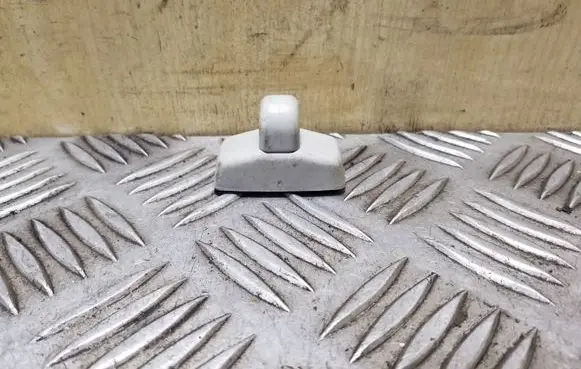 Sun visor clip/hook/bracket
