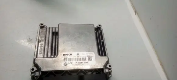 BMW 5 E60 E61 Engine control unit/module 0281014238 7809000