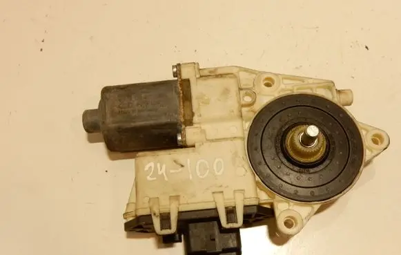 Citroen C4 I Rear door window regulator motor 1137328165 24100