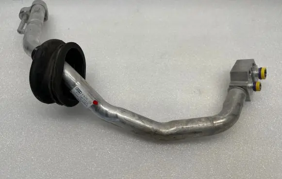Audi A6 S6 C7 4G Air conditioning (A/C) pipe/hose 4G1260712D 8K0260753D