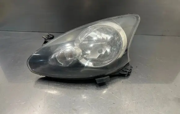 Toyota Aygo AB10 Headlight/headlamp 811500H070 89092764
