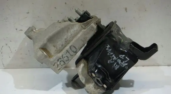 KIA Sportage Engine mount vacuum valve 