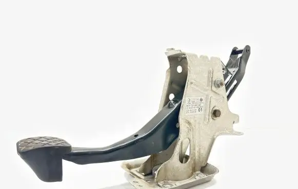 Skoda Octavia Mk2 (1Z) Brake pedal 1K1721057AD