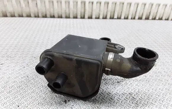 Volvo S40, V40 Breather/breather pipe/hose 1271988