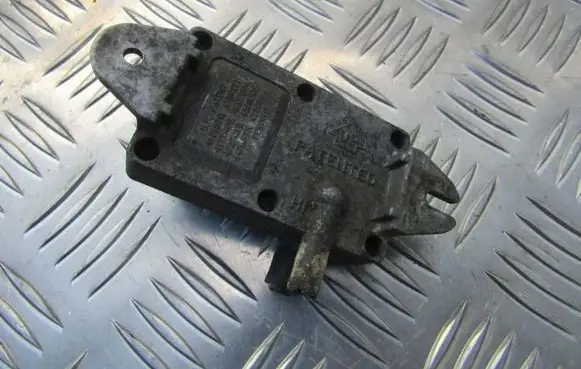 Ford Mondeo MK I Air pressure sensor 93BB9J460AA 93BB-9J460-AA