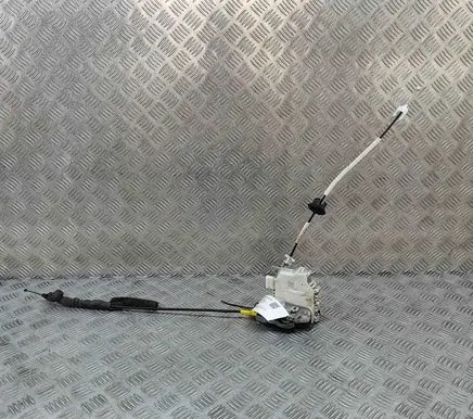Porsche Macan (95B) Rear door lock 8K0839015F