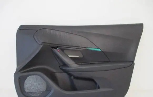 Peugeot 2008 II Front door card panel trim 98423698ZD