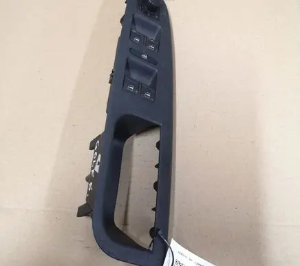 Volkswagen Golf V Electric window control switch 1K4868049B