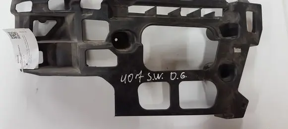 Peugeot 407 Front bumper mounting bracket 9647553680