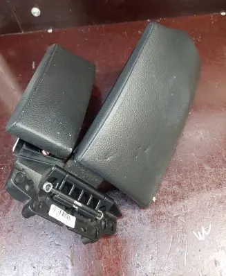 BMW 5 E60 E61 Armrest 1144585 9144941 ENAT46000