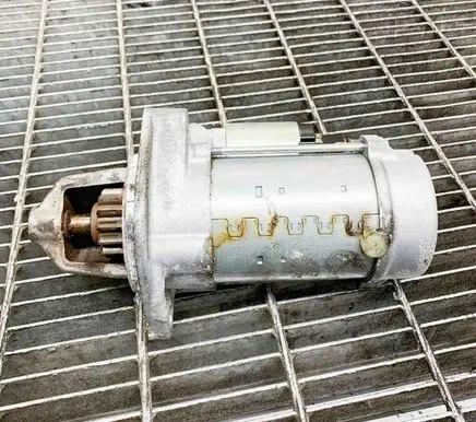 BMW 2 F22 F23 Starter motor 4280009130 7631558