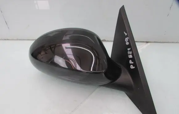 BMW 1 E81 E87 Front door electric wing mirror