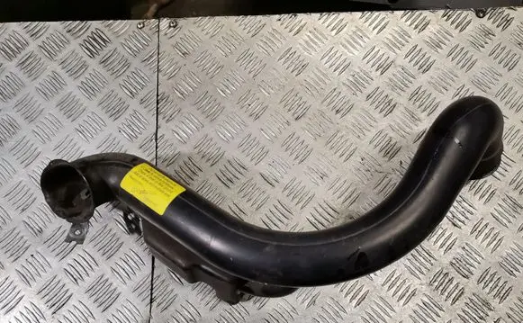 Nissan Note (E11) Intercooler hose/pipe 3981027959
