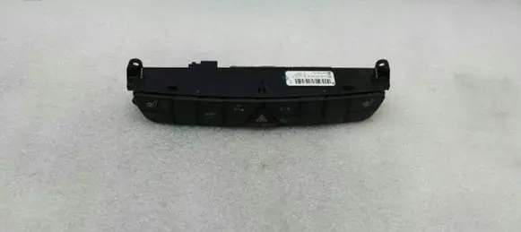Mercedes-Benz R W251 A set of switches A2518704510