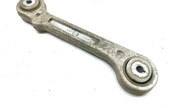 Maserati Levante Rear upper control arm/wishbone 69573