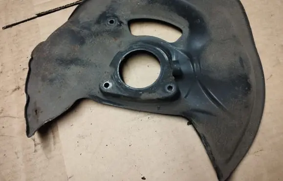 Chrysler Crossfire Front brake disc dust cover plate 