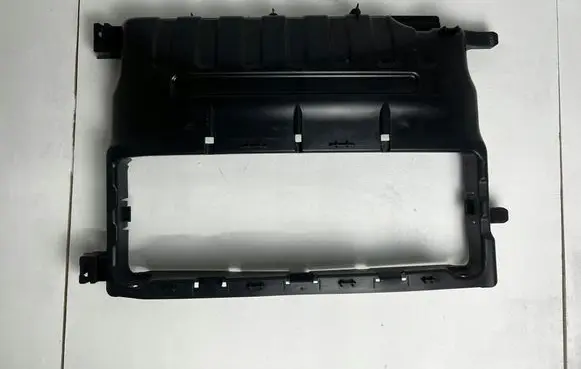 Renault Zoe Intercooler air guide/duct channel 215541324R
