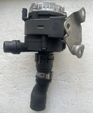 BMW i3 Electric auxiliary coolant/water pump 8600286 0392024055