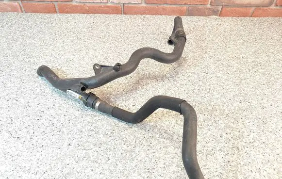 BMW X5 E53 Engine coolant pipe/hose 7787379 7802630