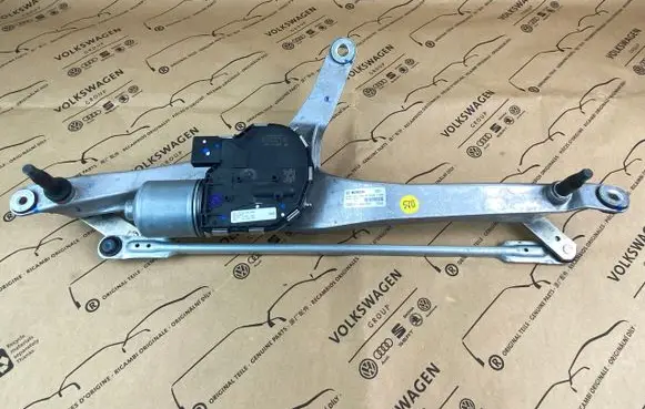 Audi A8 S8 D5 Front wiper linkage and motor 4N1955119