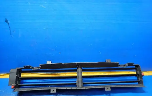Opel Astra J Bonnet/hood grill 13309431