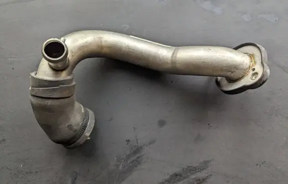 BMW 5 E60 E61 Engine coolant pipe/hose 7516414070