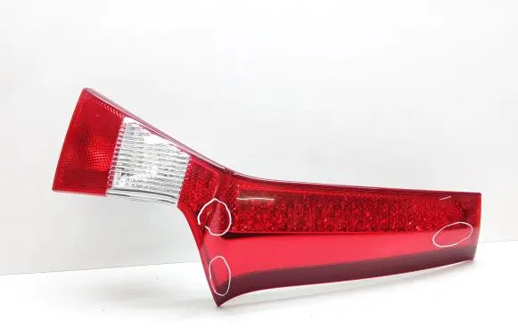 Volvo V70 Tailgate rear/tail lights