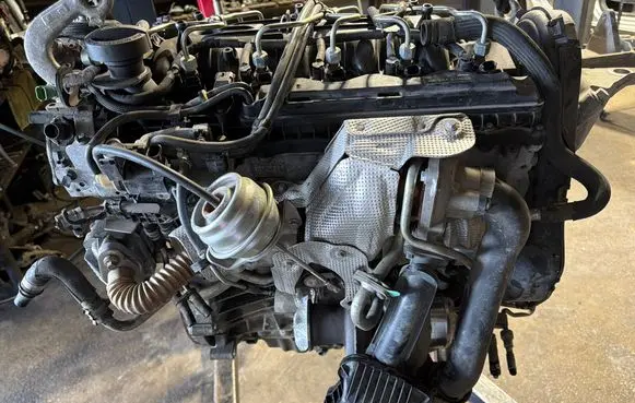 Volvo V60 Engine 1415389 D5244T15 1311
