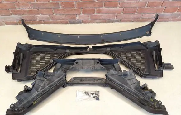 BMW X5 E70 Wiper trim 7151969 7169421 7169422