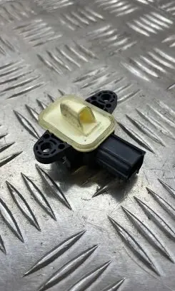 Volvo S60 Airbag deployment crash/impact sensor 30798030