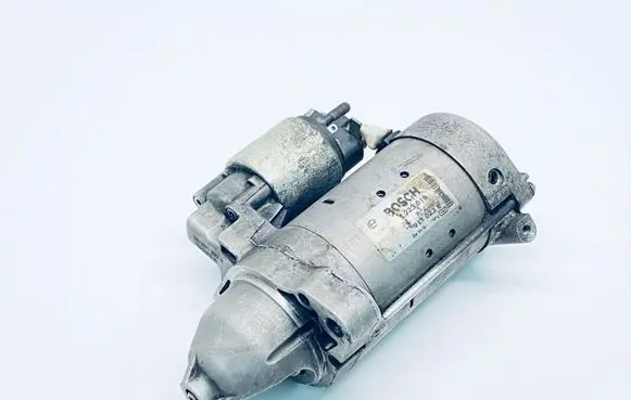 Audi Q7 4L Starter motor 057911023E