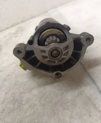 Peugeot 406 Starter motor 9625383080