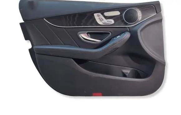 Mercedes-Benz C W205 Front door card panel trim A0028201901
