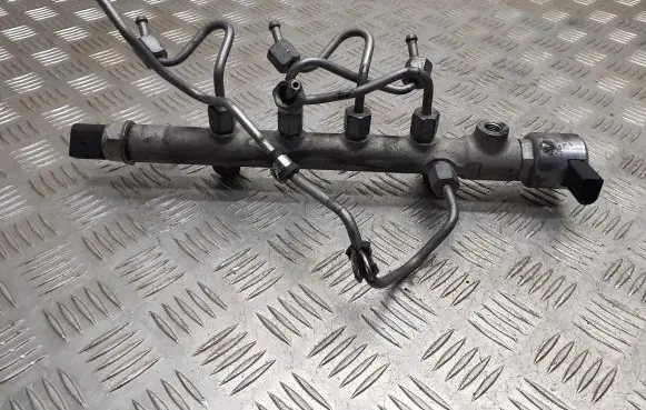 Fuel main line pipe