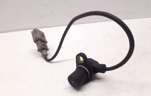 Volvo V70 Crankshaft position sensor 0261210146 601411