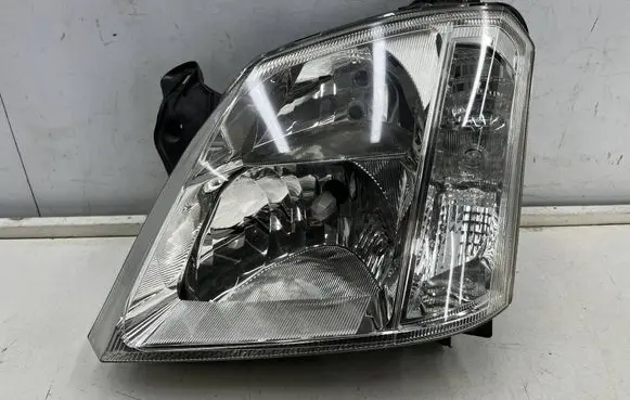 Opel Meriva A Headlight/headlamp 93321052