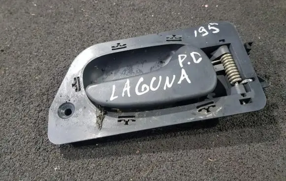 Renault Laguna I Front door interior handle 7700823285