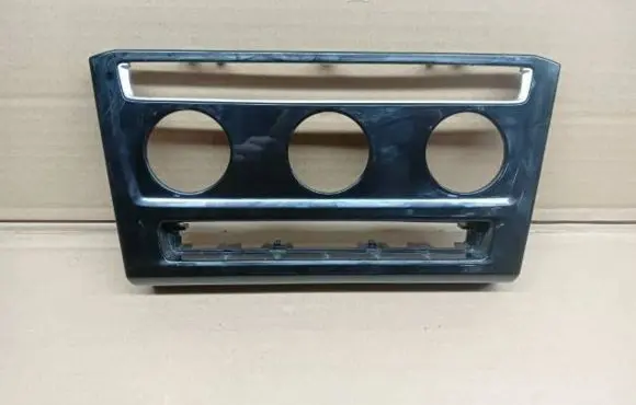 Volkswagen Touran III Climate control/heater control trim 5TC863041