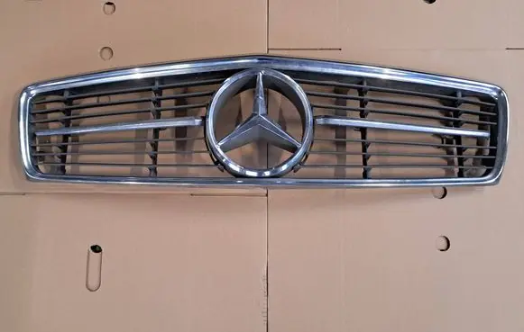 Mercedes-Benz SL R107 Front grill 1078880215