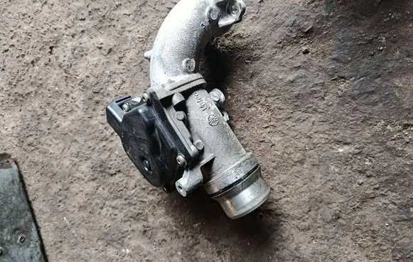 Renault Megane III Throttle valve 8200614985